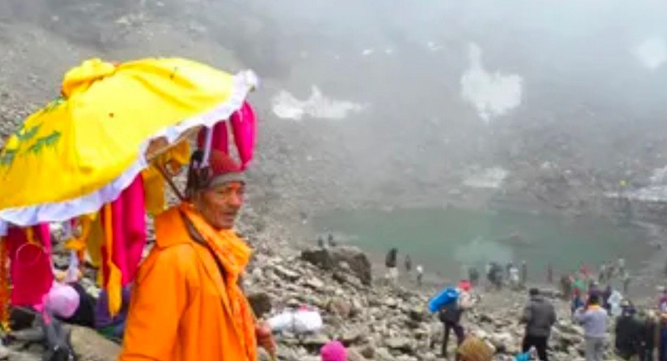 माँ नंदा देवी की बड़ी जात यात्रा ज्यूंरागली और रूपकुंड जैसे दुर्गम रास्तों को पार कर शिलासमुद्र पहुंची, आज कैलास के लिए विदा होगी मां