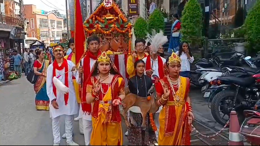 अल्मोड़ा में मां नंदा देवी की भव्य शोभायात्रा के साथ नंदा देवी मेले का हुआ शुभारंभ